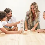 Ξενοδοχείο Dena 2*